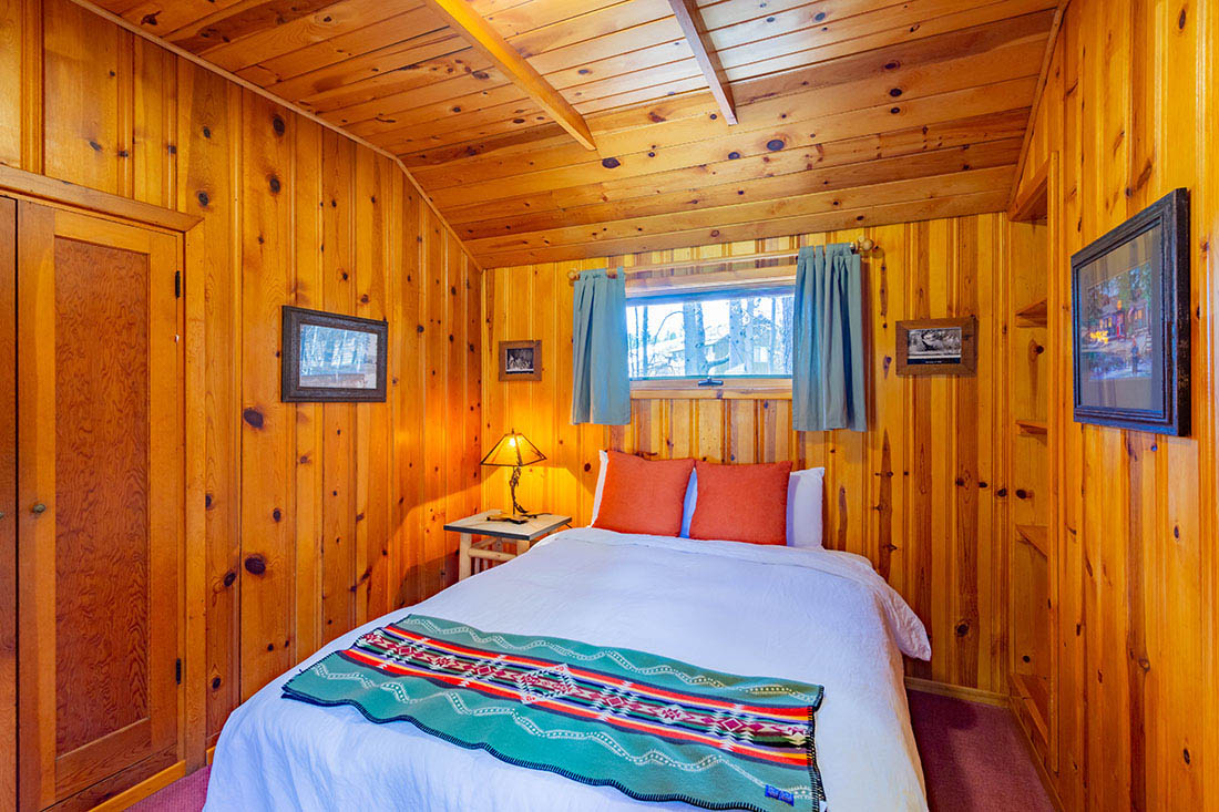 Metolius river cabin 12 bedroom